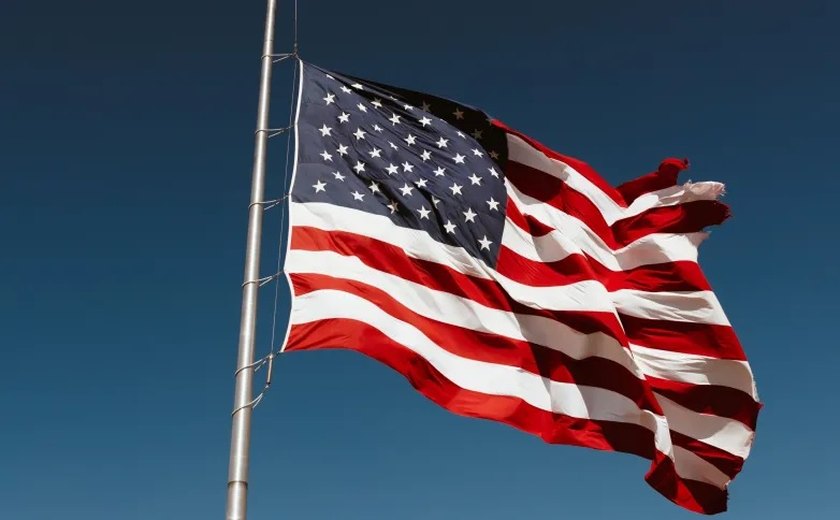 Déficit comercial dos EUA sobe a US$ 70,5 bilhões em fevereiro