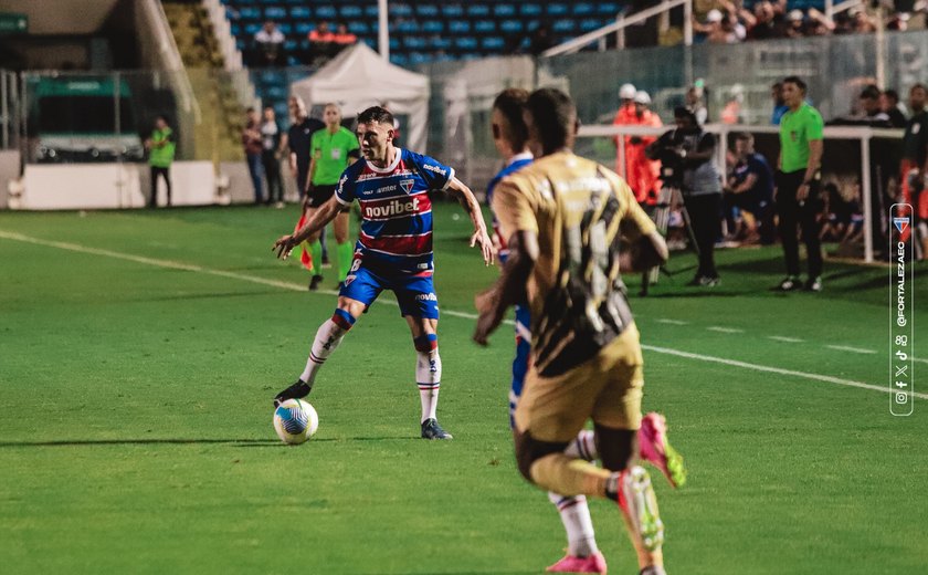 Bento falha, Fortaleza vence e derruba o Athletico-PR da liderança do Brasileirão