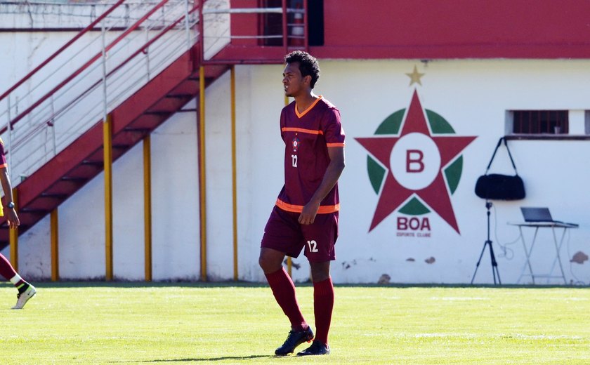 Júlio Santos é suspenso e desfalca o Boa Esporte contra o CRB