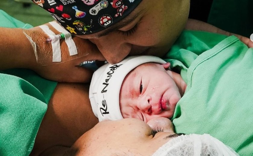 Nasce o bebê do cantor João Gomes e da influencer Ary Mirelle