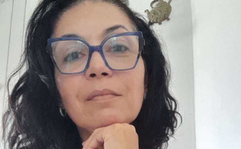 Dulce Melo escreve: 'Um marginal travestido de policial militar'