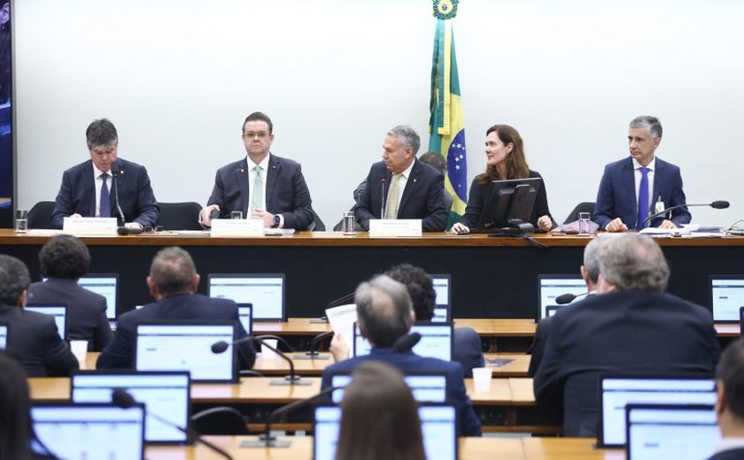 Ministro da Previdência garante que governo estancou fraude de desconto indevido no INSS