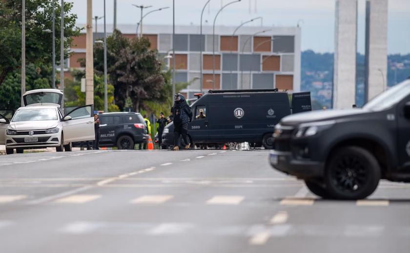 Ministério é evacuado por ameaça de bomba feita por homem com criança no colo