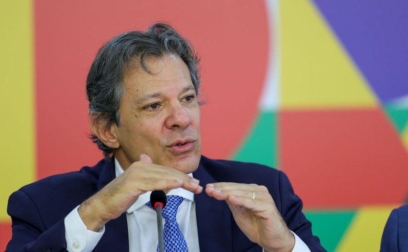 Corte de gastos muda regra do mínimo, BPC e pensões de militares