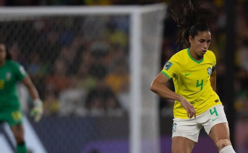 Rafaelle diz que Brasil precisará aprender com erros para classificar: 'Agora é tudo ou nada'