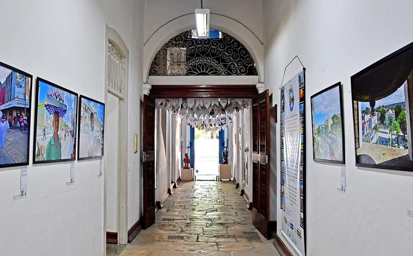 Mostra fotográfica sobre Centro inaugura espaço de exposição na Biblioteca Pública Estadual