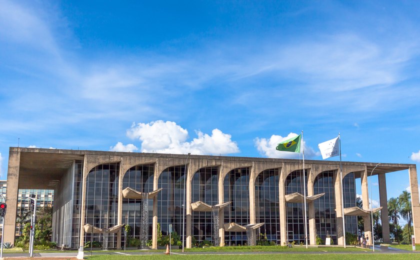 Maquete, carregador de fuzil e pó com alumínio: Polícia colombiana descobre plano de atentado contra o Palácio da Justiça, diz jornal