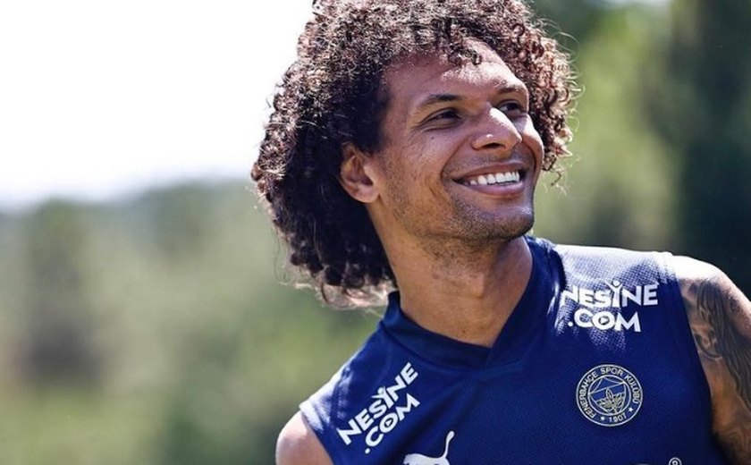 Na mira do Santos, Willian Arão troca o Fenerbahçe pelo Panathinaikos: 'Novo capítulo'