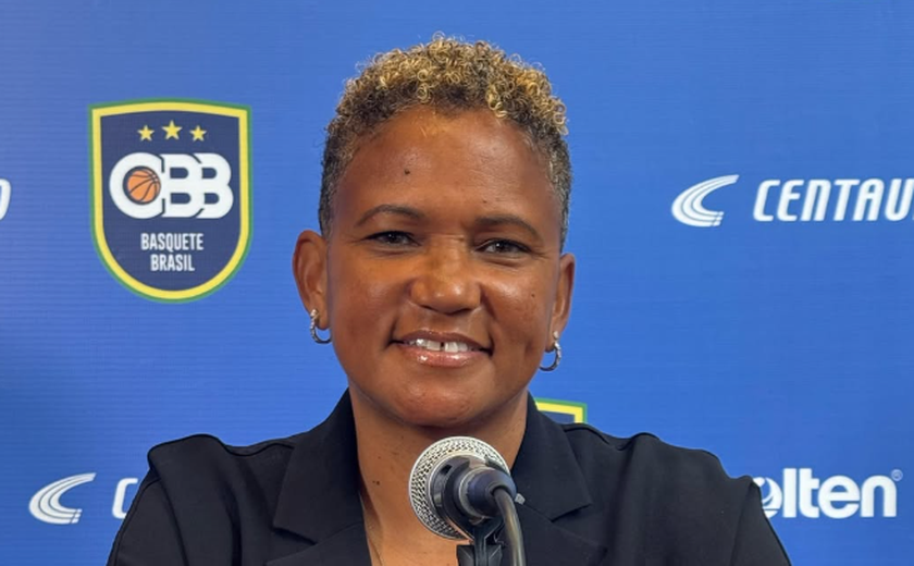Pokey Chatman assume seleção de basquete feminina do Brasil: 'Construir grandes coisas'