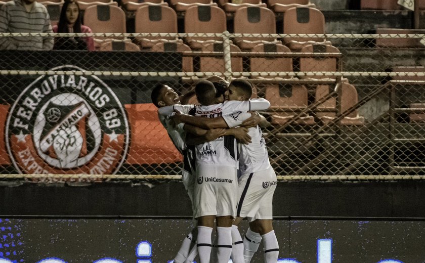 Ponte Preta ganha o duelo paulista com o Ituano e respira na Série B