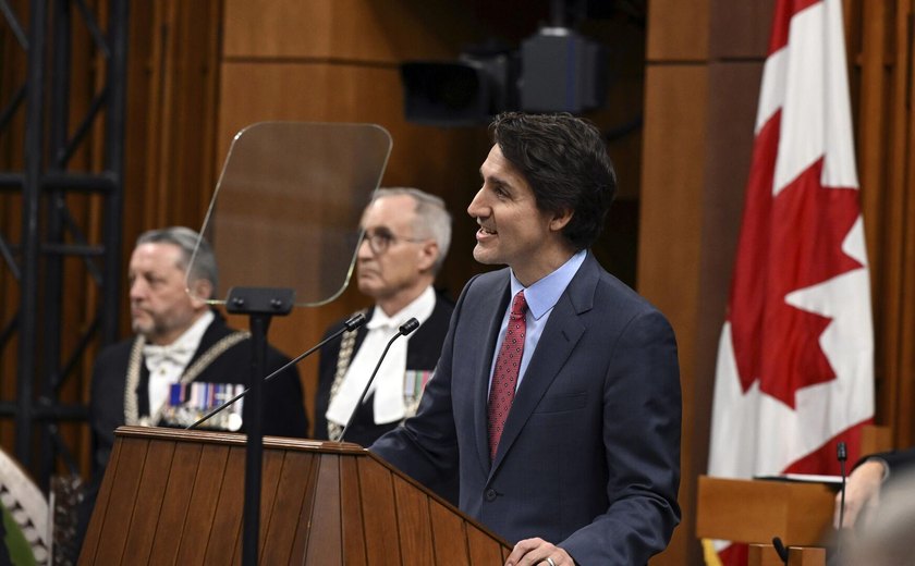 Trudeau afirma que o Canadá imporá tarifas aos EUA se Trump cumprir sua ameaça