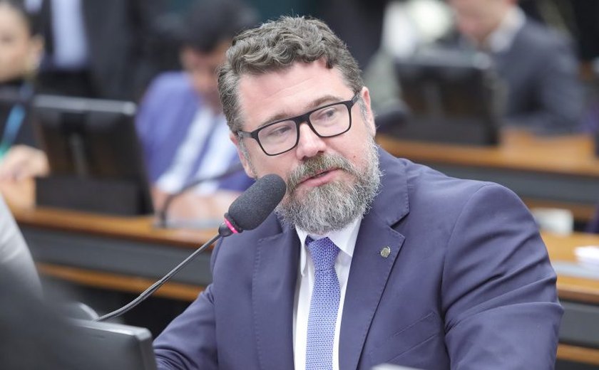 Deputado diz que é autista e que não entendeu o que acontecia para evitar suspensão por motim