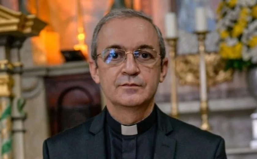 Arquidiocese de Maceió processa padre suspeito de desviar R$ 3 milhões de projetos