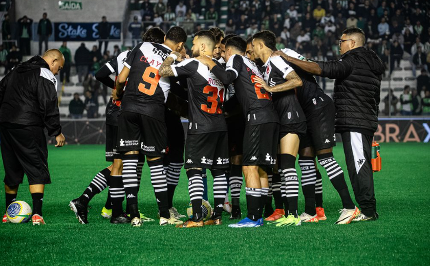 Vasco é superado pelo Juventude, se mantém entre os piores e vê crise aumentar no Brasileirão