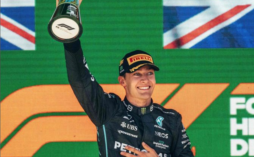 George Russell exalta trabalho da equipe após conquistar pole no Canadá