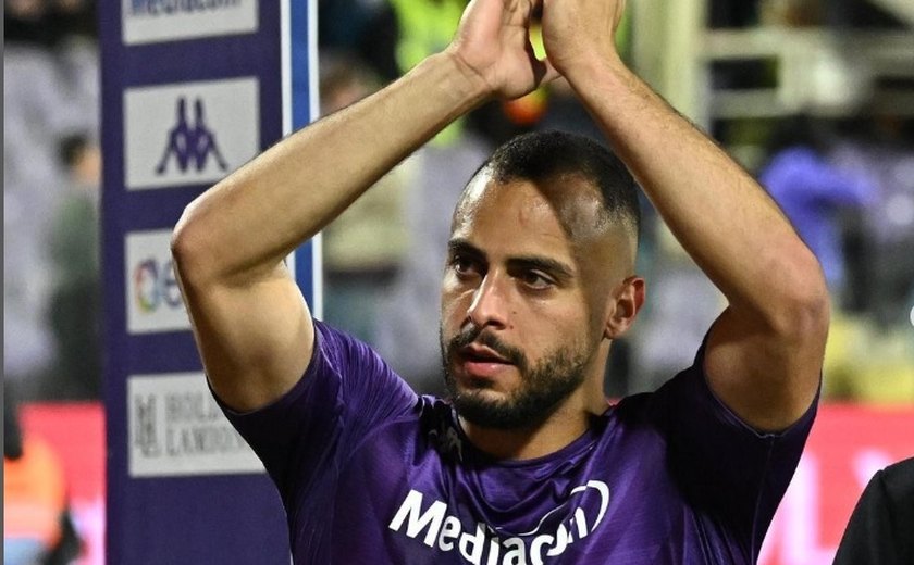Benfica anuncia a contratação de Arthur Cabral após proposta por Pedro ser recusada
