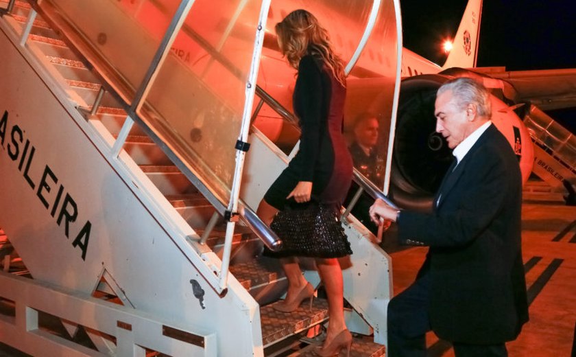 Temer deixa casa em São Paulo e embarca em avião da presidência