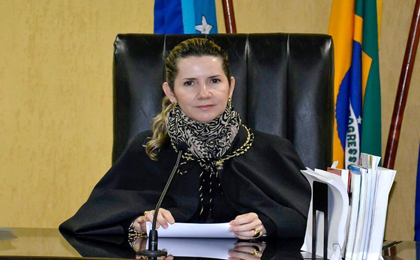 Rosa Albuquerque será empossada nesta quinta na presidência do Tribunal de Contas