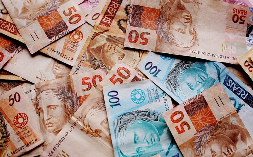 Dívida Pública Federal cai 2,89% e fecha março em R$ 5,564 trilhões, diz Tesouro