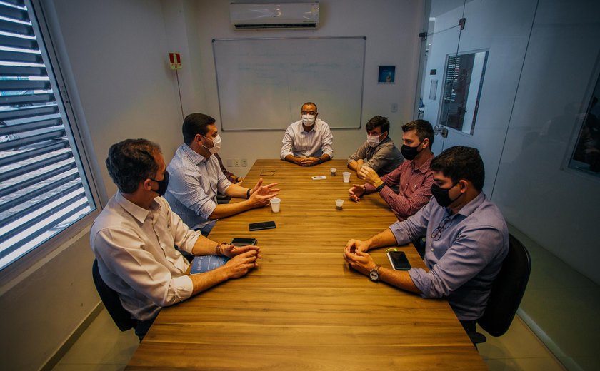 Secretário do Desenvolvimento Econômico realiza visita técnica no Núcleo Industrial Bernardo Oiticica