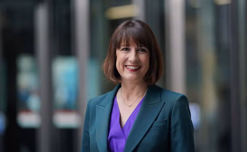 Rachel Reeves se torna primeira mulher da história nomeada ministra das Finanças