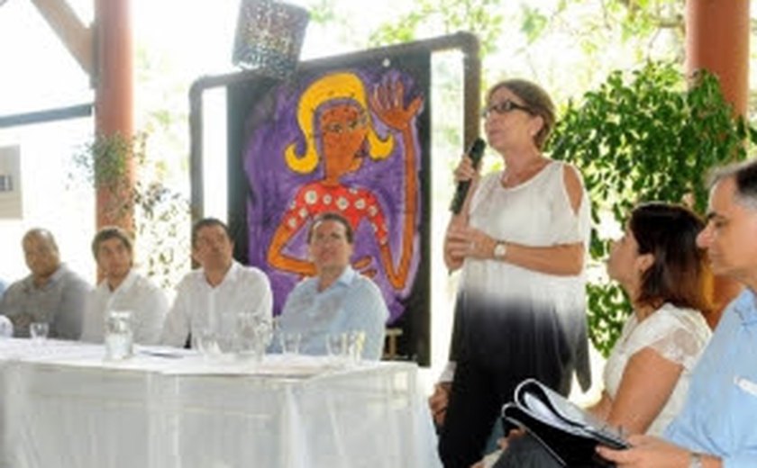 Ministro do Turismo anuncia Centro de Convenções da Barra São Miguel