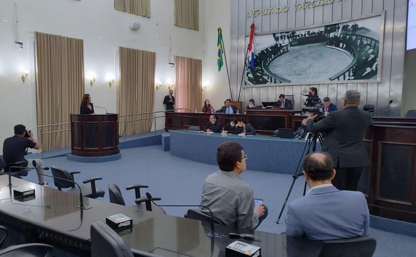 Governo do Estado apresenta LOA 2023 para deputados estaduais