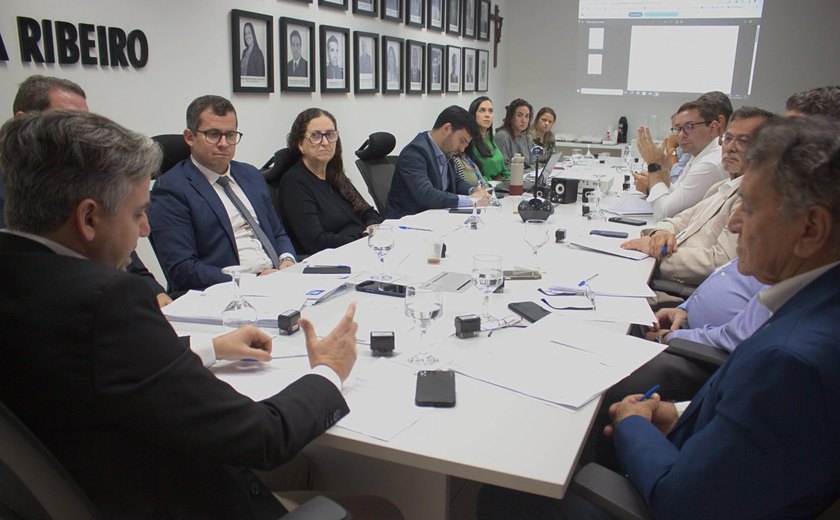 Juceal consolida trabalho de fiscalização de leilões e delibera sobre processos de recadastramentos de leiloeiros