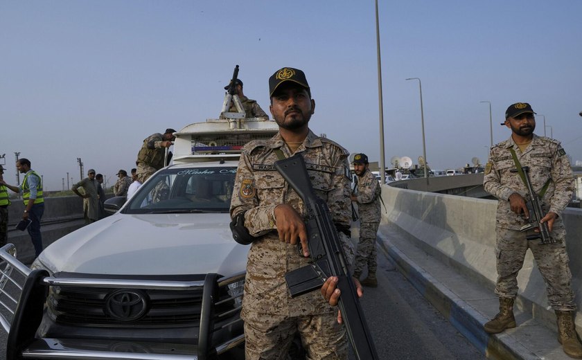 Paquistão lança operação militar de grande escala contra a Índia, alerta mídia local