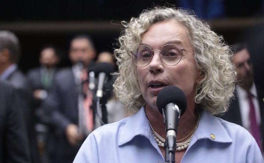 Câmara aprova projeto que cria política nacional de enfrentamento ao vírus HPV; acompanhe