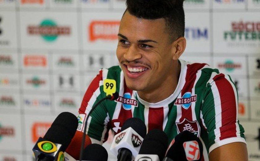 Richard revela salário atrasado e pede providências à diretoria do Fluminense