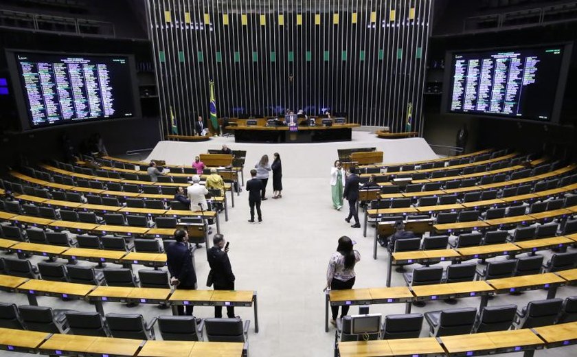 Deputados analisam projeto sobre critérios de repasses da Lei Aldir Blanc; acompanhe