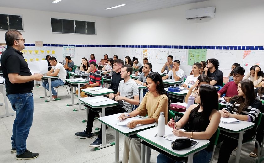 Reconhecimento inédito: MEC aprova Canoa Cursos e destaca Educação canoense