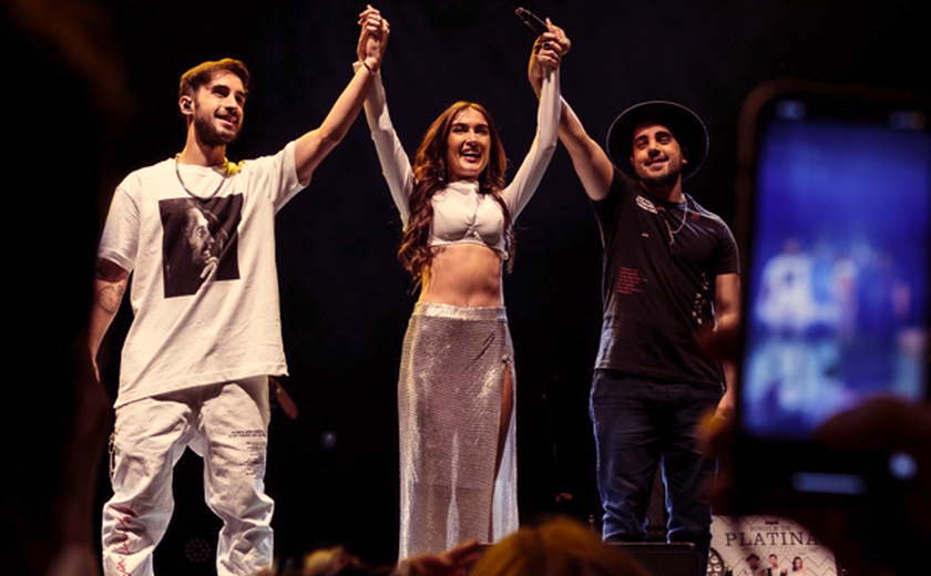 Melim faz show em São Paulo no sábado
