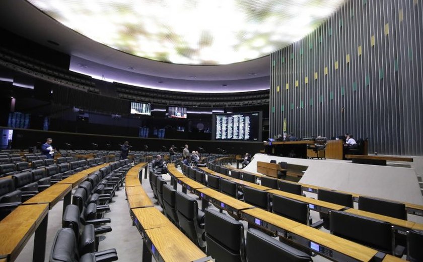 Câmara rejeita recurso e decide enviar ao Senado projeto que altera taxa cobrada pelo Ibama