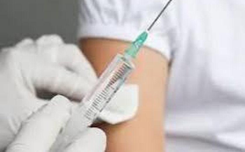 Meninas de Alagoas devem tomar segunda dose contra HPV para garantir proteção