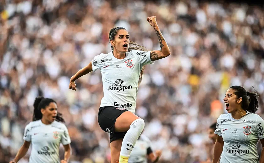 Corinthians vence e amplia vantagem na ponta do Brasileiro Feminino