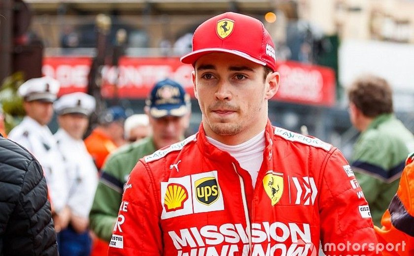 Leclerc lidera 1º treino livre, mas sofre punição no GP de Abu Dabi de F-1