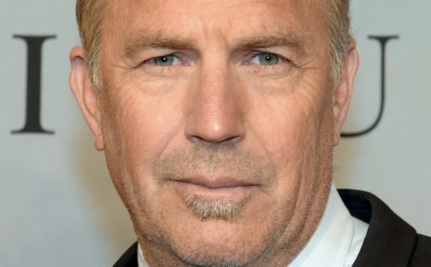 Kevin Costner admite que faz 'filmes para homens', mas diz que personagens femininas fortes são o que atrai em suas histórias