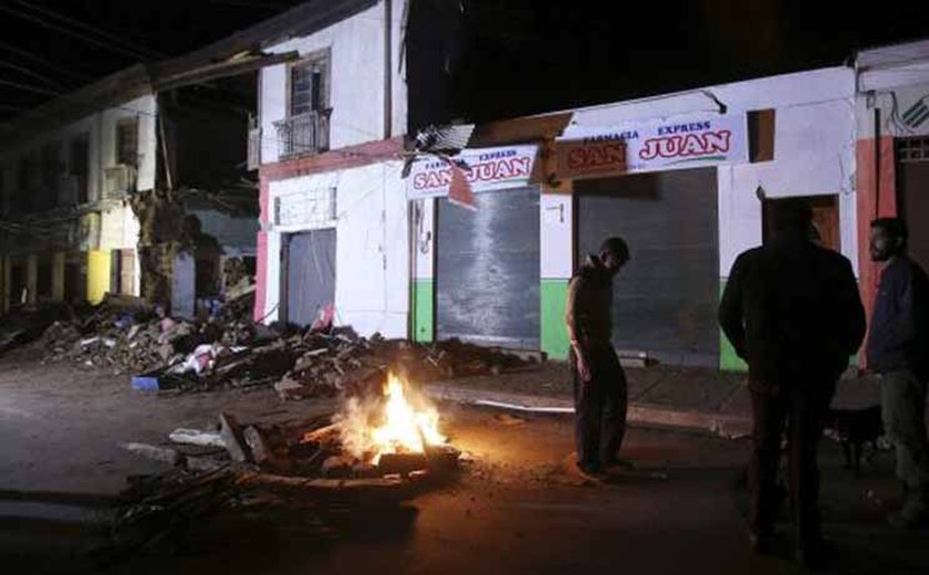 Chile suspende alerta de tsunami, após tremor que matou oito pessoas