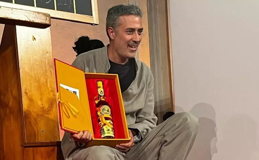 Escritor Andrea Bajani vence maior prêmio literário da Itália