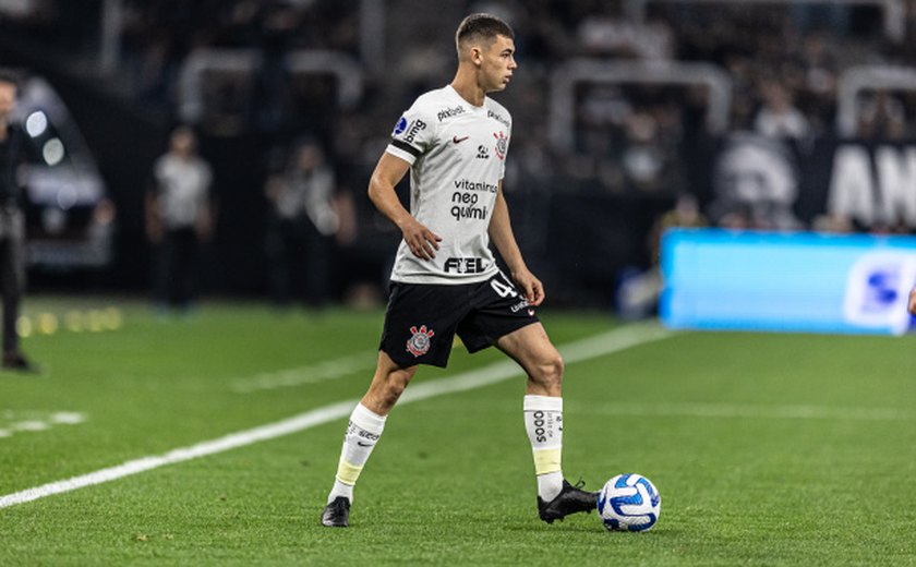 Moscardo é avisado de convocação no intervalo de clássico e chora: 'Sempre foi um sonho'