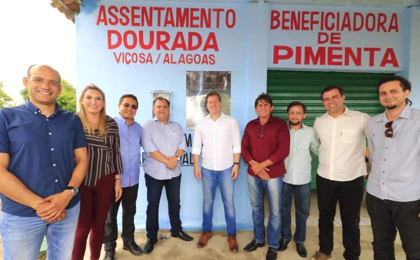 Em Viçosa, Marx Beltrão e Incra inauguram pavimentação de acesso ao Assentamento Dourada