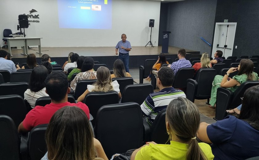 Médicos e enfermeiros são capacitados pela Sesau sobre manejo clínico de pacientes com dengue, Zika e chikungunya