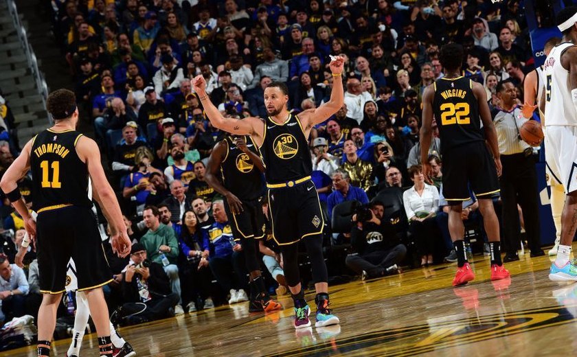 Warriors e Bucks vencem, fecham suas séries e avançam nos playoffs da NBA