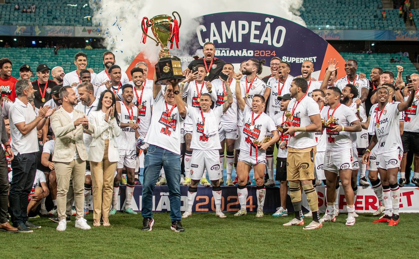 Vitória faz 4 a 2, impõe 2ª derrota seguida ao Atlético-MG e deixa zona de rebaixamento