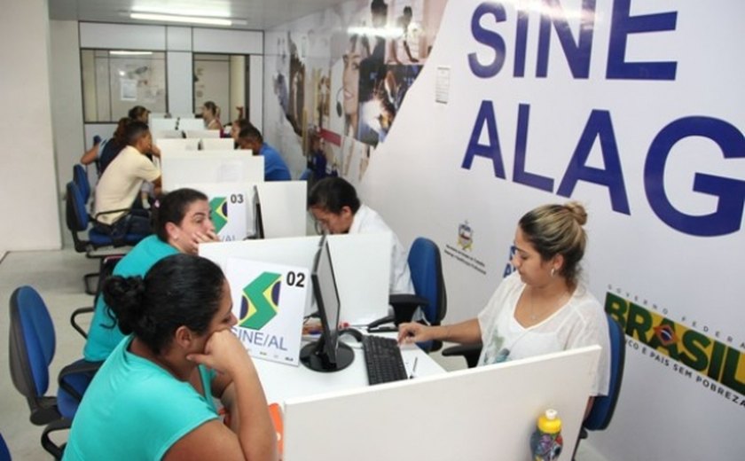 Sine oferta mais de 500 vagas para contratação imediata em Maceió e Arapiraca