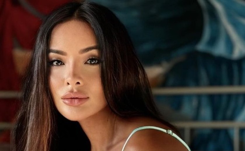 Carol Nakamura relata sua experiência com o 'chip da beleza': 'Chocada com as melhoras'