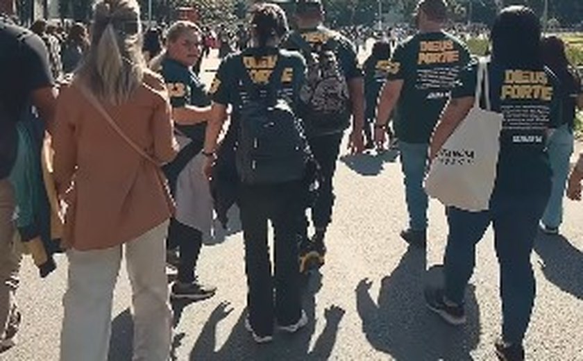 Marcha para Jesus reúne Tarcísio, Nunes, Mendonça, Jorge Messias e mais
