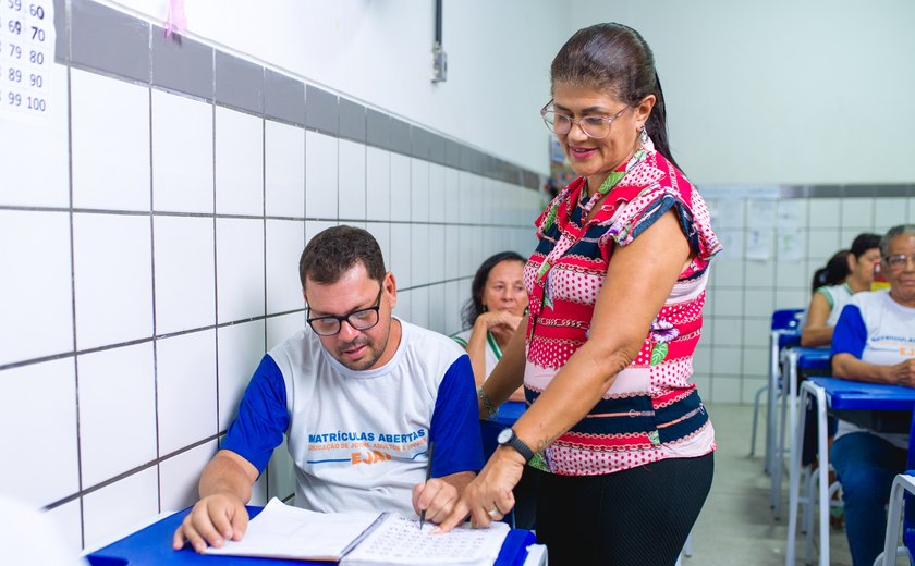Prefeitura de Maceió nomeia mais 100 profissionais para rede municipal de ensino